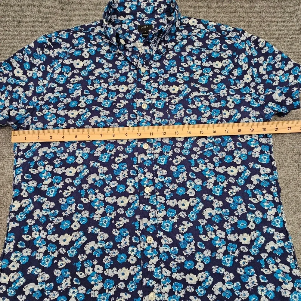 J. Crew Button Down Shirt Mens Medium M Blue Floral Short Sleeve A4776‎